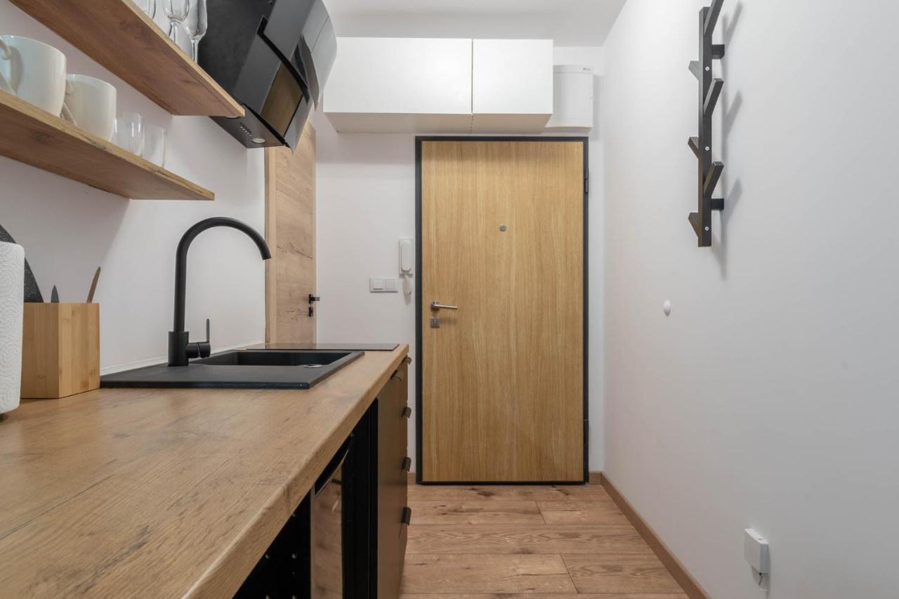 Posnania Parking Samodzielne Zameldowanie 24h Apartament Poznań